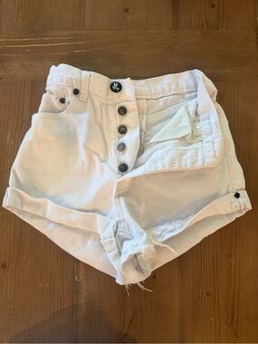 One Teaspoon White Button-Fly Rolled Hem Jean Shorts
